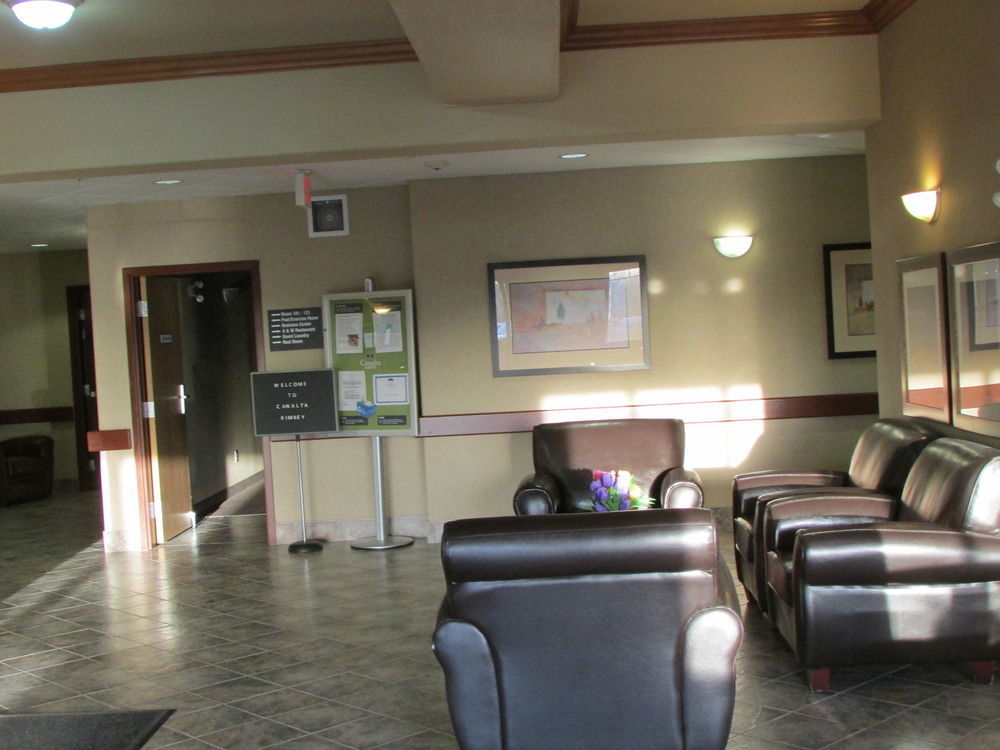 Отель Clarion Pointe Rimbey Экстерьер фото